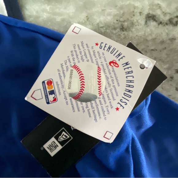 Toronto Blue Jays ladies shirts (lot of 2) Size Large both NWT (P1) - Picture 14 of 14